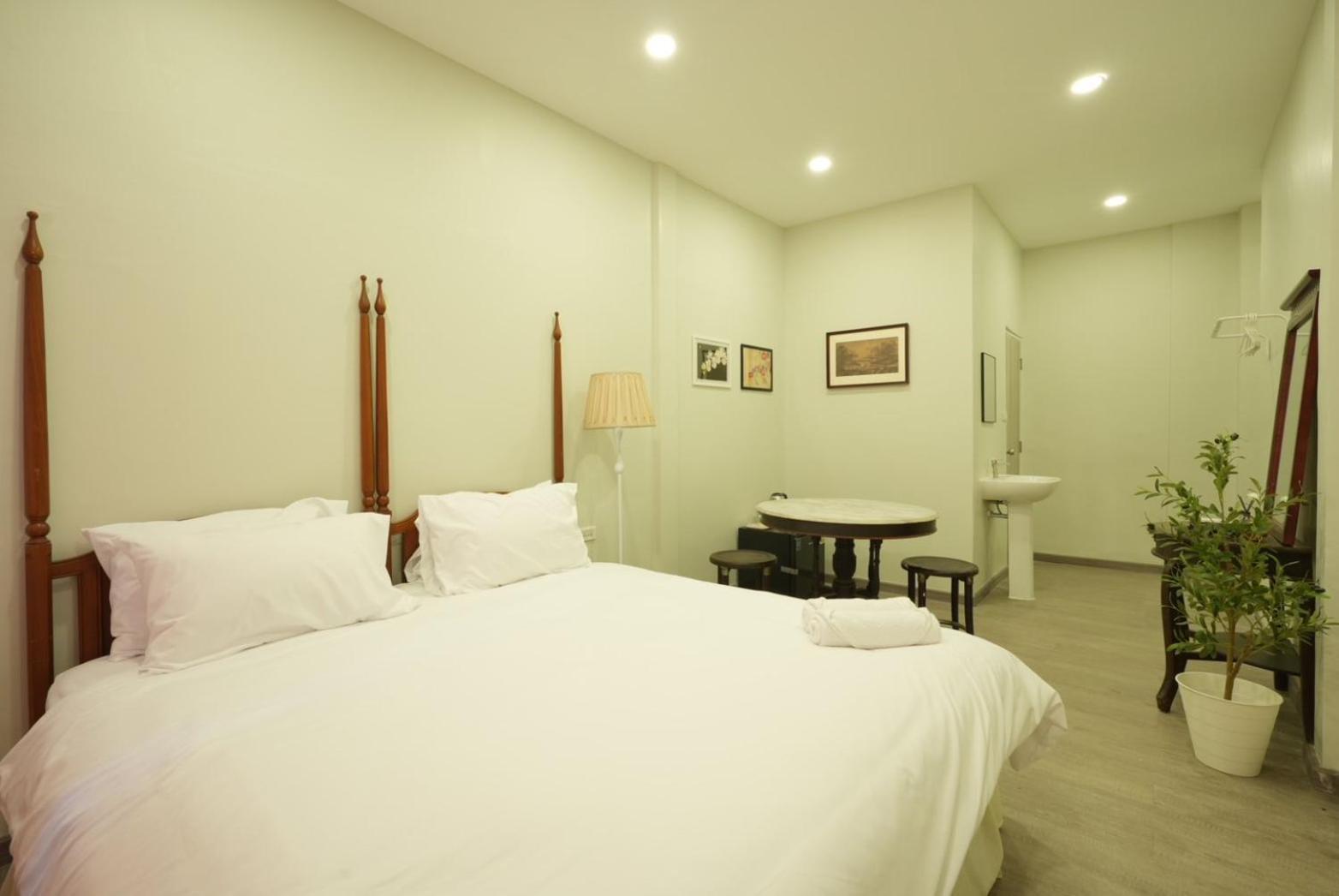 Hidden Dragon Yaowarat Road X Apartment Bangkok Exterior foto